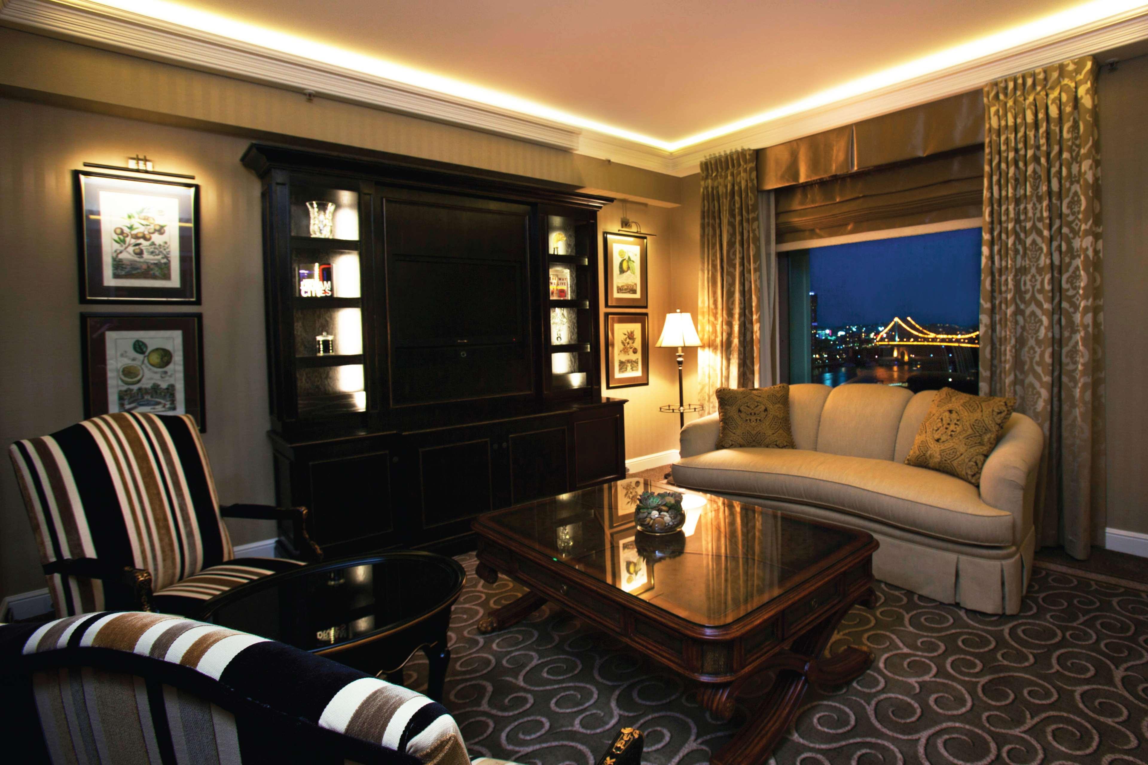 מלון Stamford Plaza בריסביין מראה חיצוני תמונה A living room at the Mandarin Oriental, London